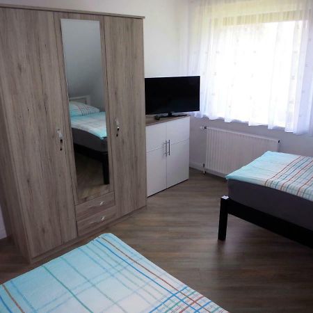 Ferienwohnung Hamburg / Lueneburg Scharmbeck Bagian luar foto