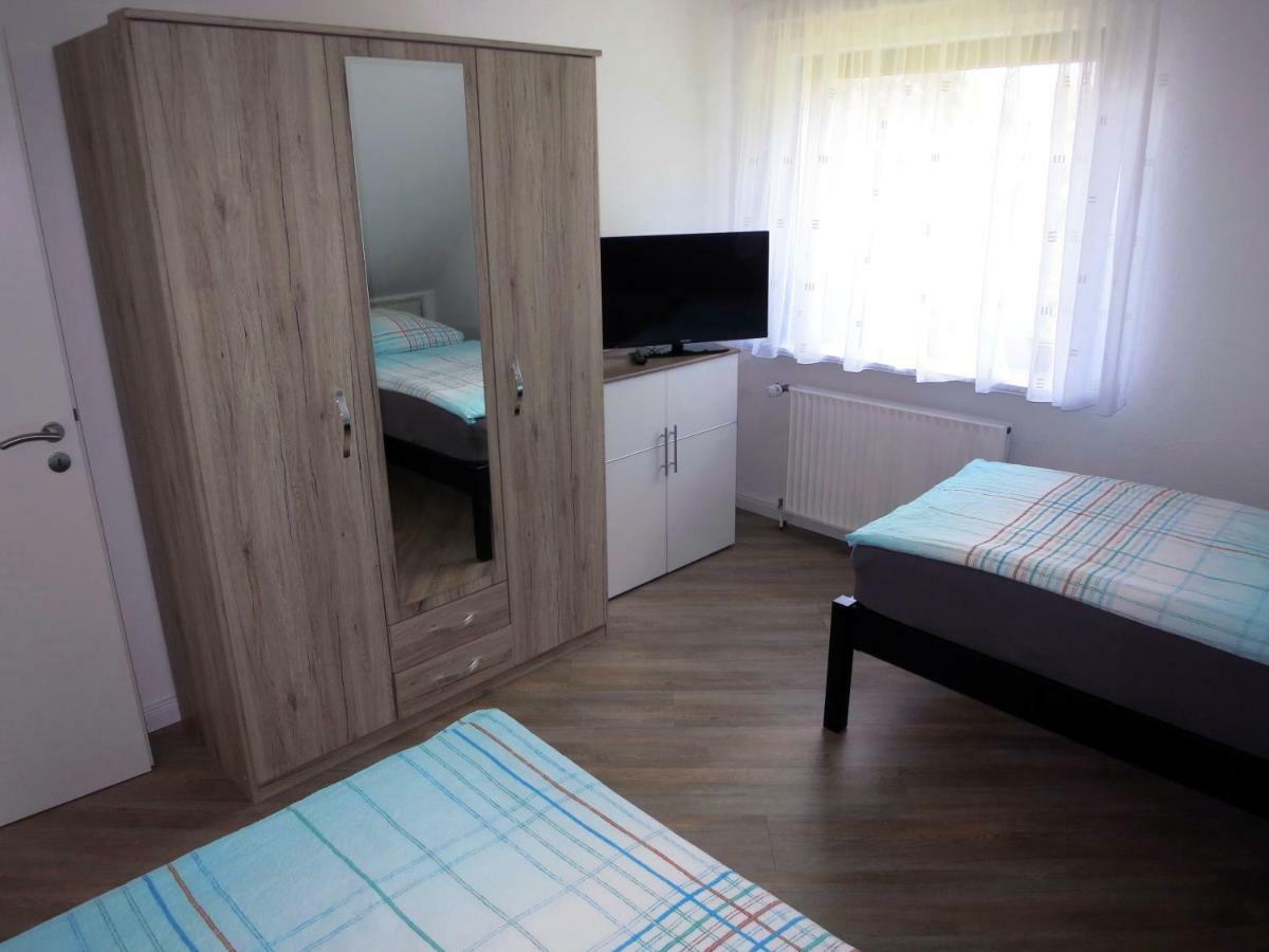 Ferienwohnung Hamburg / Lueneburg Scharmbeck Bagian luar foto